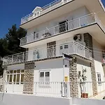 In With Sea View, Balcony, Air Conditioning, Wifi 5155-1 Primošten