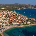 Apartmán In With Sea View, Balcony, Air Conditioning, Wifi 5155-1 Primošten