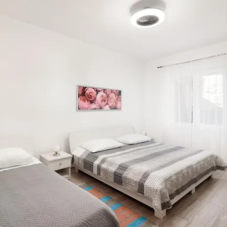 Apartamento In With Sea View, Balcony, Air Conditioning, Wifi 5155-1