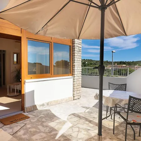 In With Sea View, Balcony, Air Conditioning, Wifi 5155-1 Apartment *