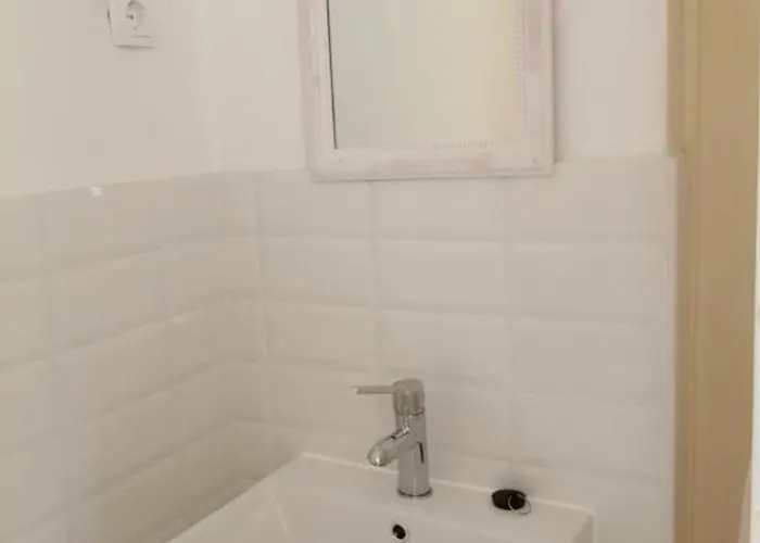 Apartment In With Sea View, Balcony, Air Conditioning, Wifi 5155-1