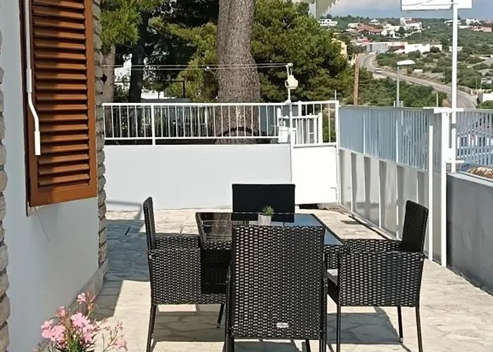 In With Sea View, Balcony, Air Conditioning, Wifi 5155-1 * Primošten